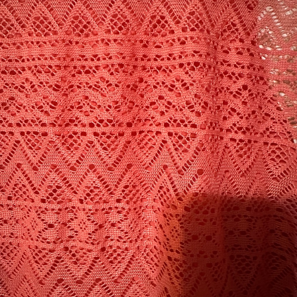 Pink Lace Tank Top - Picture 2 of 4